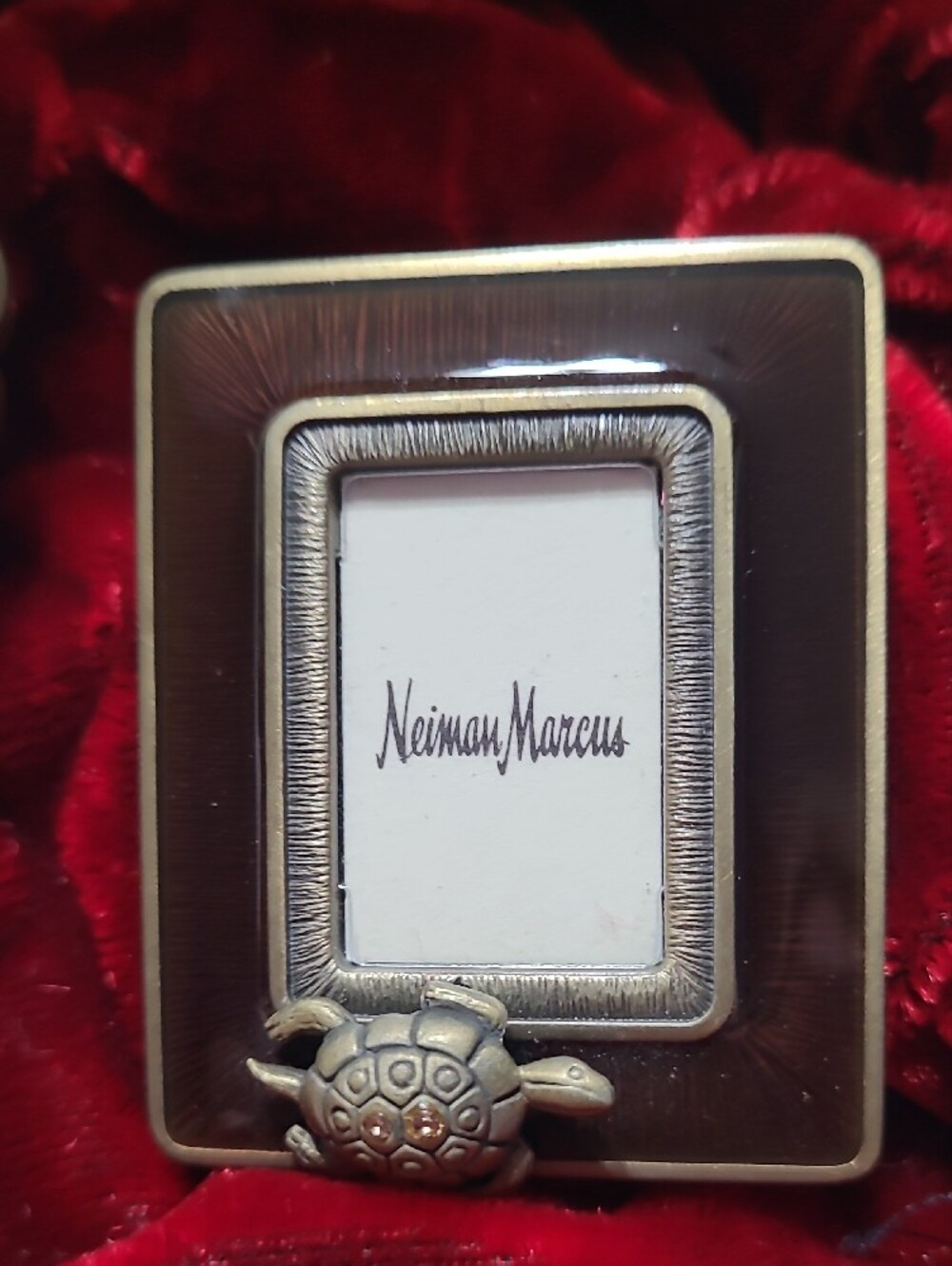 Neiman Marcus Red & Gold Ornate Round Mini Frame - Picture 4 of 8